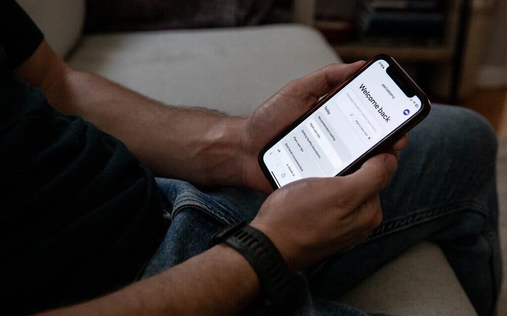 00-anthropic-funding-gcpl-jumbo